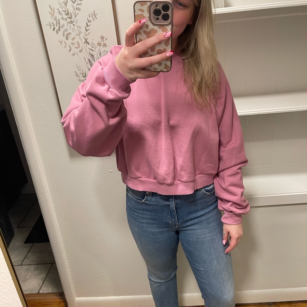 Boutique brand cropped sweatshirt